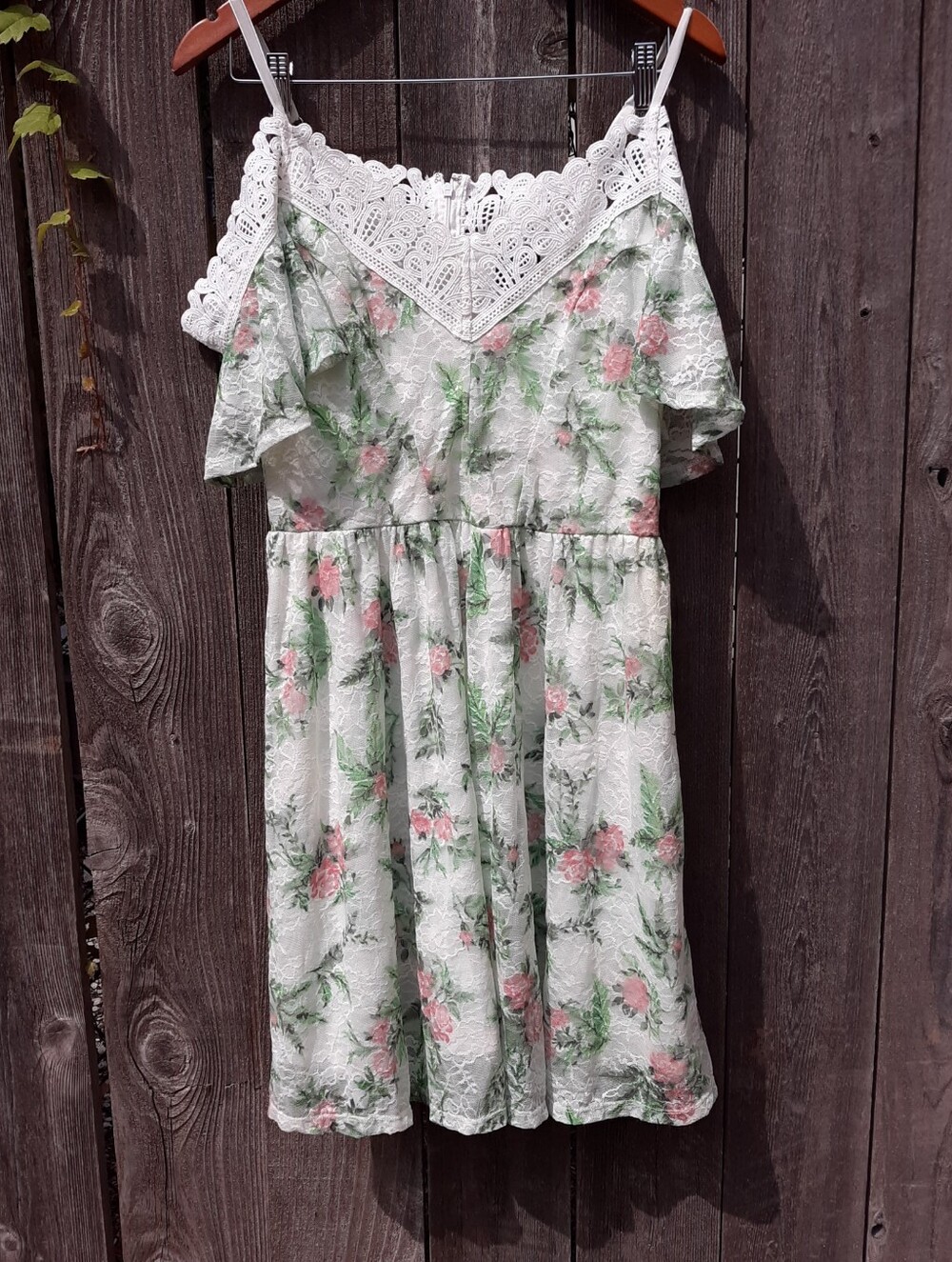 Disney Princess Floral Lace Cold Shoulder Dress Crochet Trim Women's Large